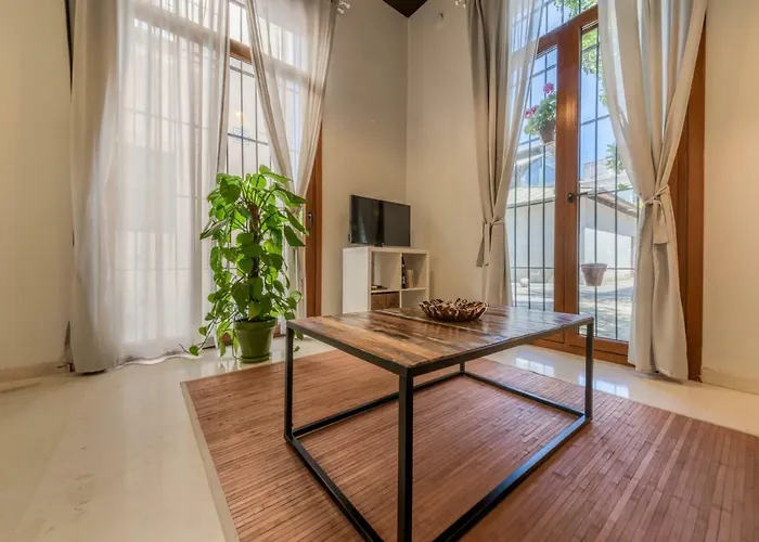 Casa En Plaza De La Merced_centro Flamenco_cádiz